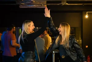 Boost Your Team’s Morale: Fun Team Building at VGolf Brighton